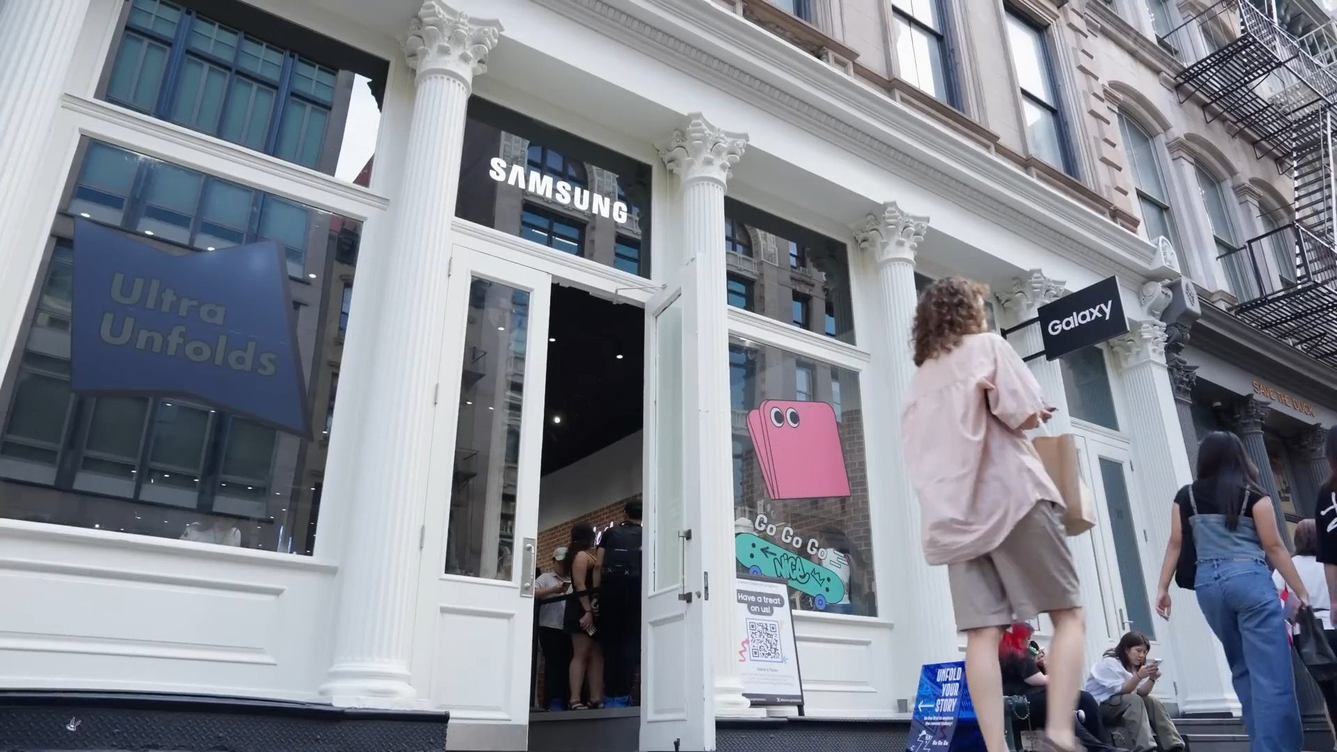 Galaxy Experience Space Image 1